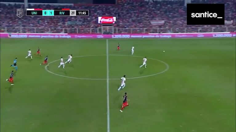 River-Unión: las asistencias y goles de Álvarez