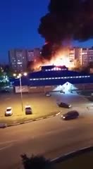 Un avión militar chocó contra un edificio en Rusia