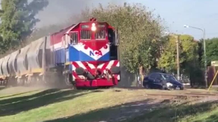 El tren arrolló a un auto en Córdoba