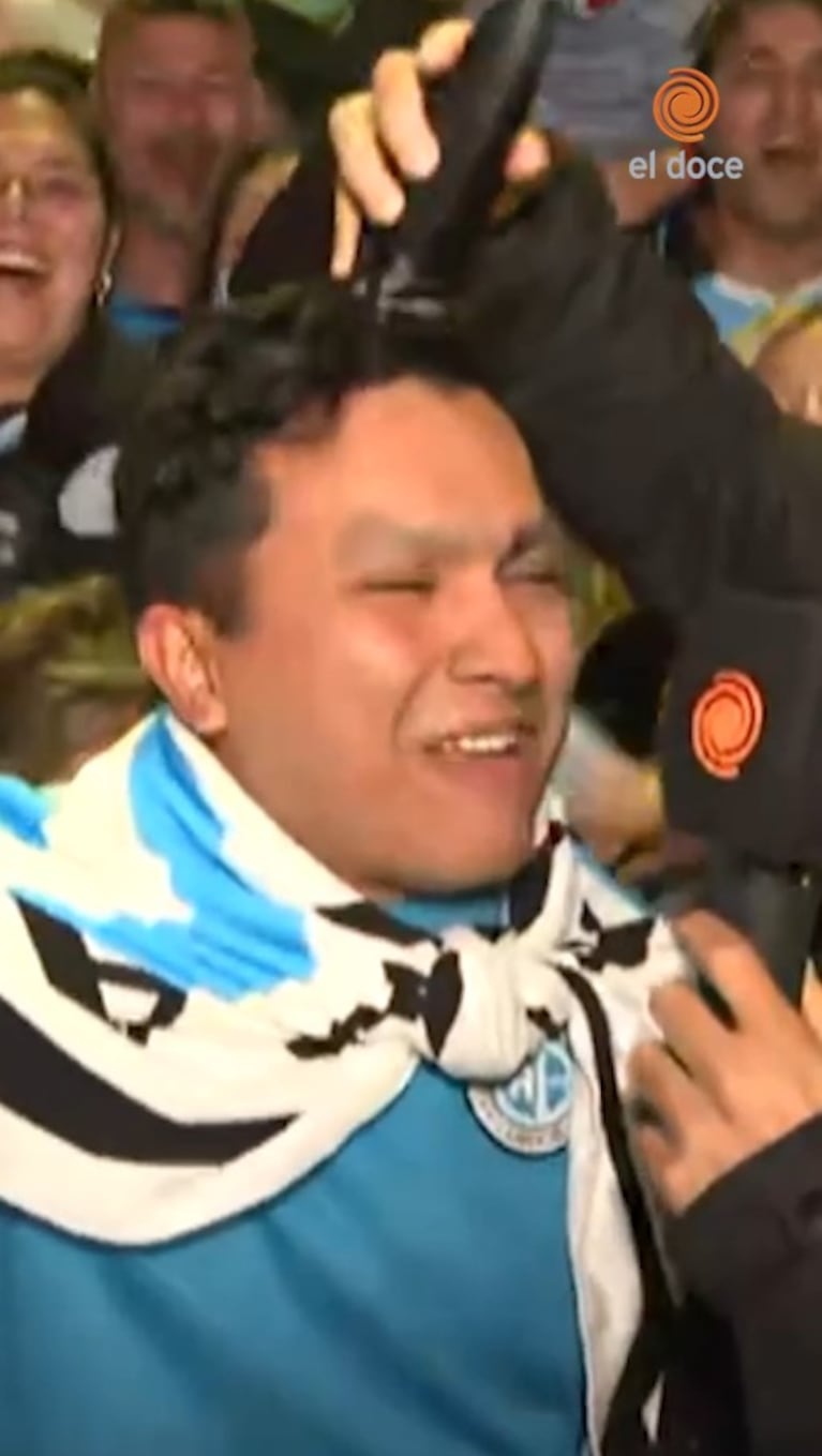 Corte de pelo en vivo en el móvil de El Doce