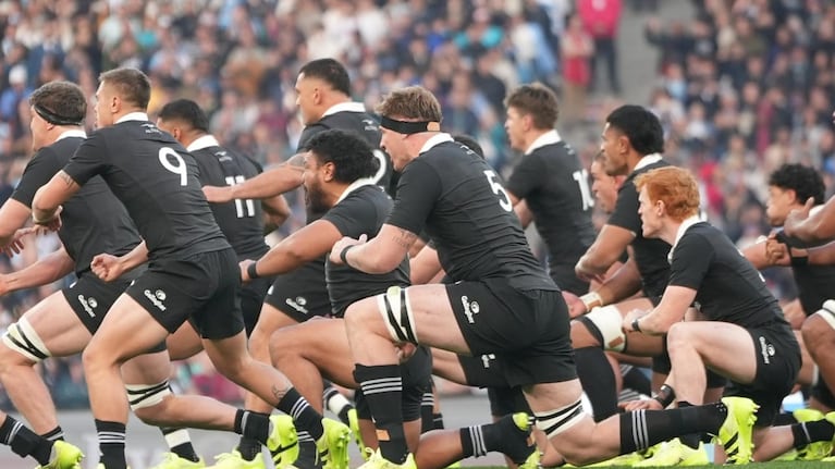 Los All Blacks hicieron el Haka ante una multitud en el Kempes