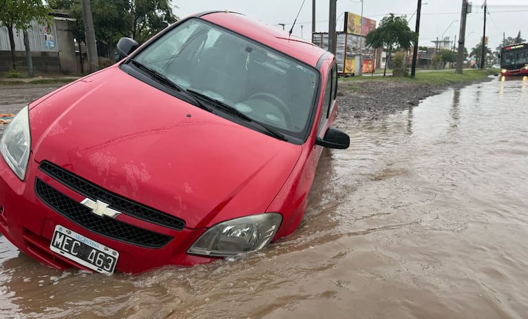 Córdoba: dónde se pueden buscar las patentes perdidas en la intensa tormenta del martes