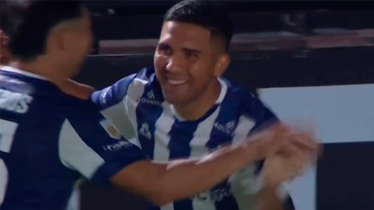 El gol de Bebelo Reynoso para el 3 a 3 de Talleres ante Armenio por Copa Argentina