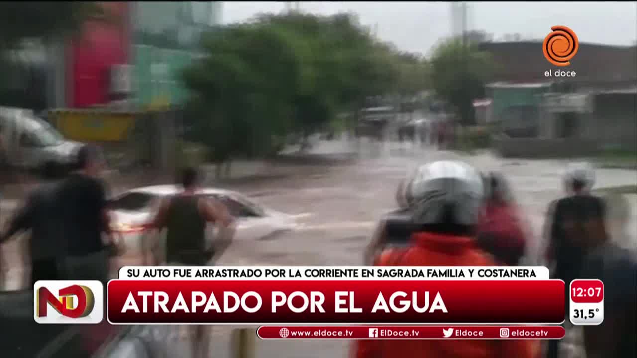 Atrapado en medio del agua en Sagrada Familia