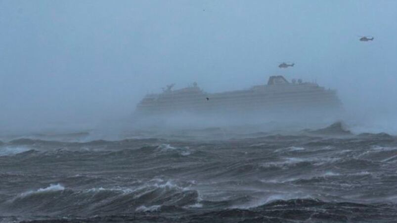 Evacuaron los pasajeros de un crucero en Noruega