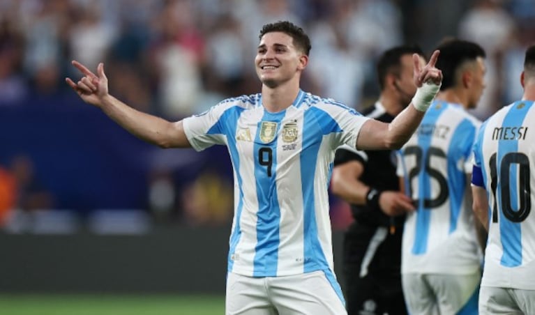 El gol de Julián Álvarez y el 1 a 0 de Argentina ante Canadá