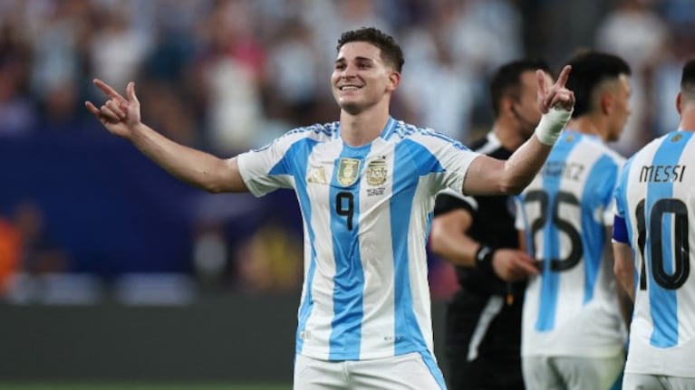 El gol de Julián Álvarez y el 1 a 0 de Argentina ante Canadá