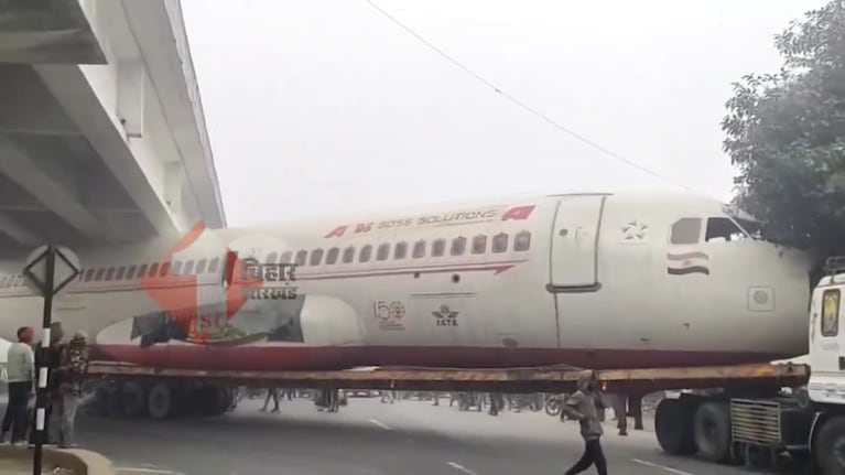 Un accidente con un avión generó caos