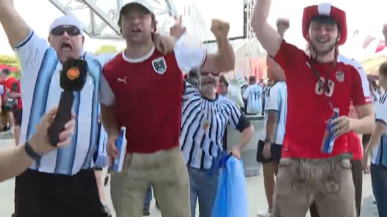 Risas, pronósticos y buena onda: la previa de argentinos y austriacos antes del partido