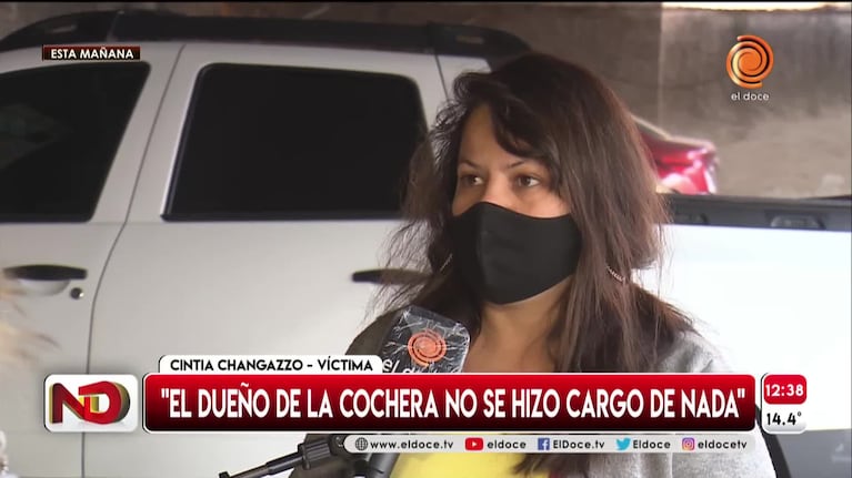 Le robaron las cuatro ruedas del auto guardado en la cochera