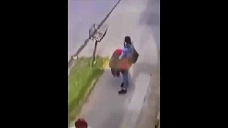 Violento robo de una ladrona a una jubilada de 87 años