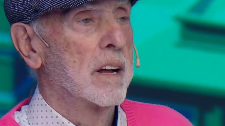 Un abuelo se emocionó al ver a Pampita en Los 8 Escalones
