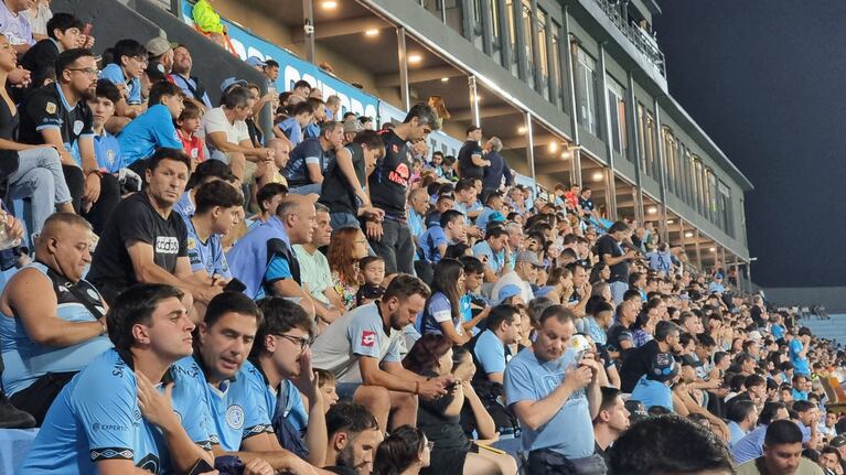 La bronca y resignación de los hinchas de Belgrano tras una nueva derrota en Alberdi