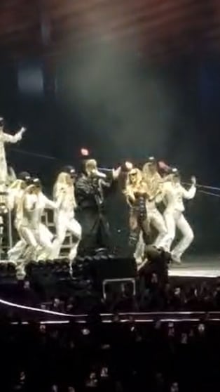 Tini y Tiago PZK cantaron Me Enteré en el Kempes