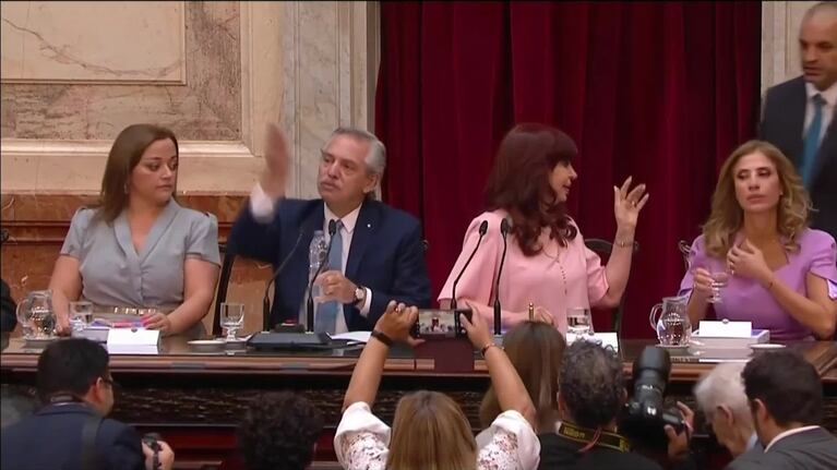 Cristina Kirchner le rechazó el agua a Alberto Fernández