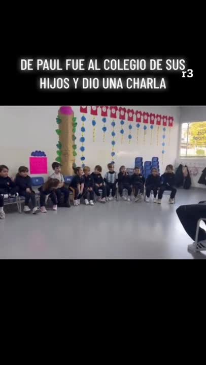 La charla de De Paul en el jardín de sus hijos