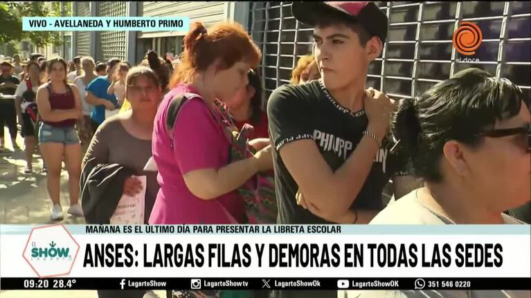 Largas filas en Anses por la libreta AUH