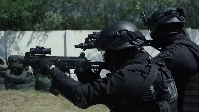 “Acongojado”: la situación del policía del ETER preso por balear a una mujer con crisis psiquiátrica