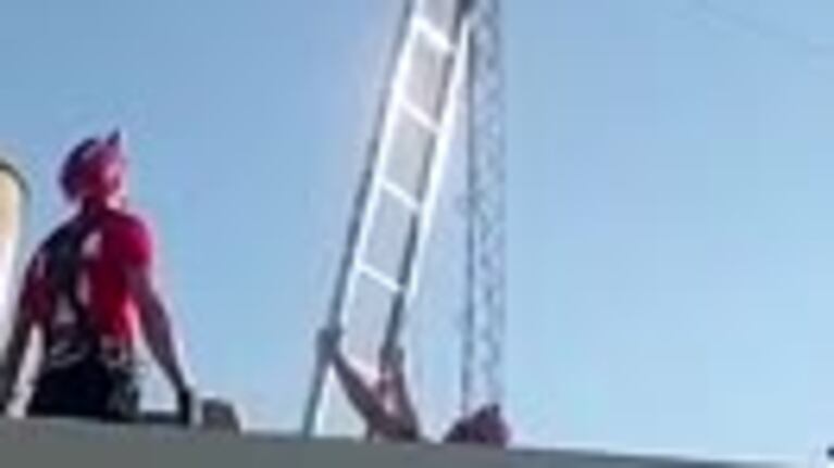 Un operario fue rescatado de una antena