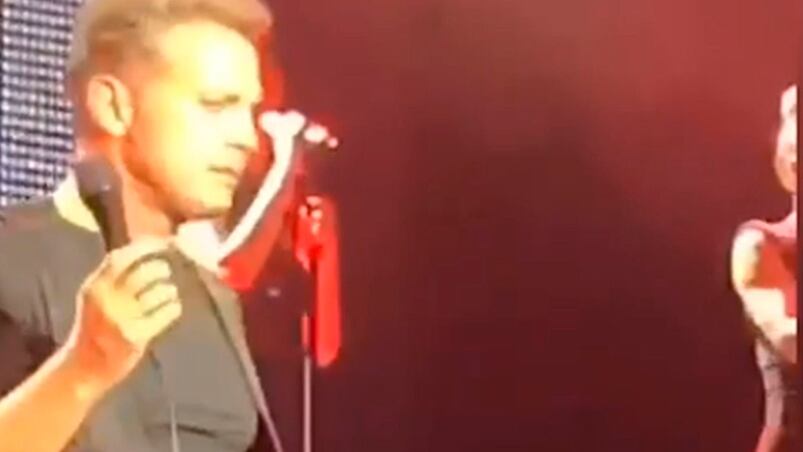 Luis Miguel le pegó a un sonidista