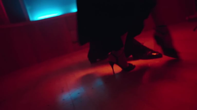 La Mona Jiménez presentó “Muchacho de barrio” en versión tango