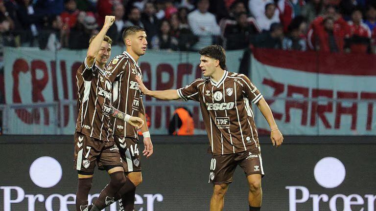 Mainero, mano a mano con El Doce tras salir campeón