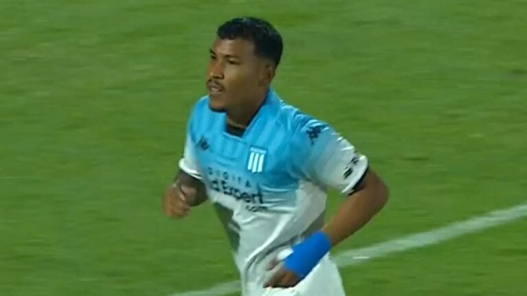 Ráfaga de Racing y goleada a Belgrano en Alberdi