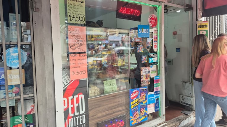 El testimonio de la kiosquera que ahuyentó a un ladrón con un cuchillo
