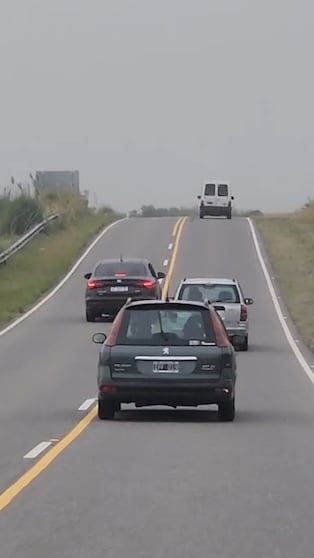 Peligroso sobrepaso en el Camino del Cuadrado