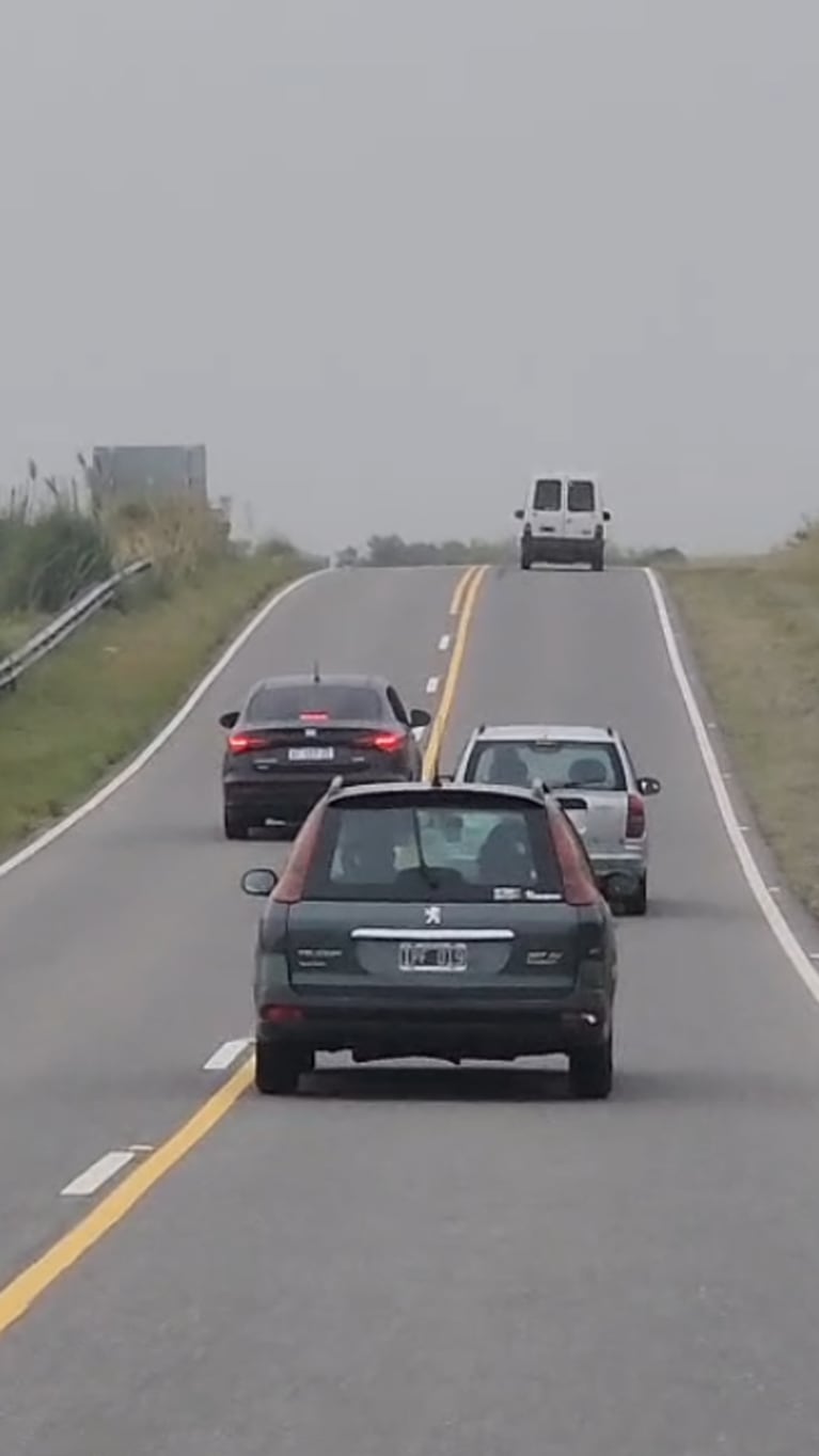 Peligroso sobrepaso en el Camino del Cuadrado