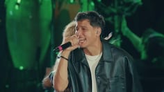 Q Lokura y Ian Lucas reversionaron "Caraluna" desde el estadio de Velez