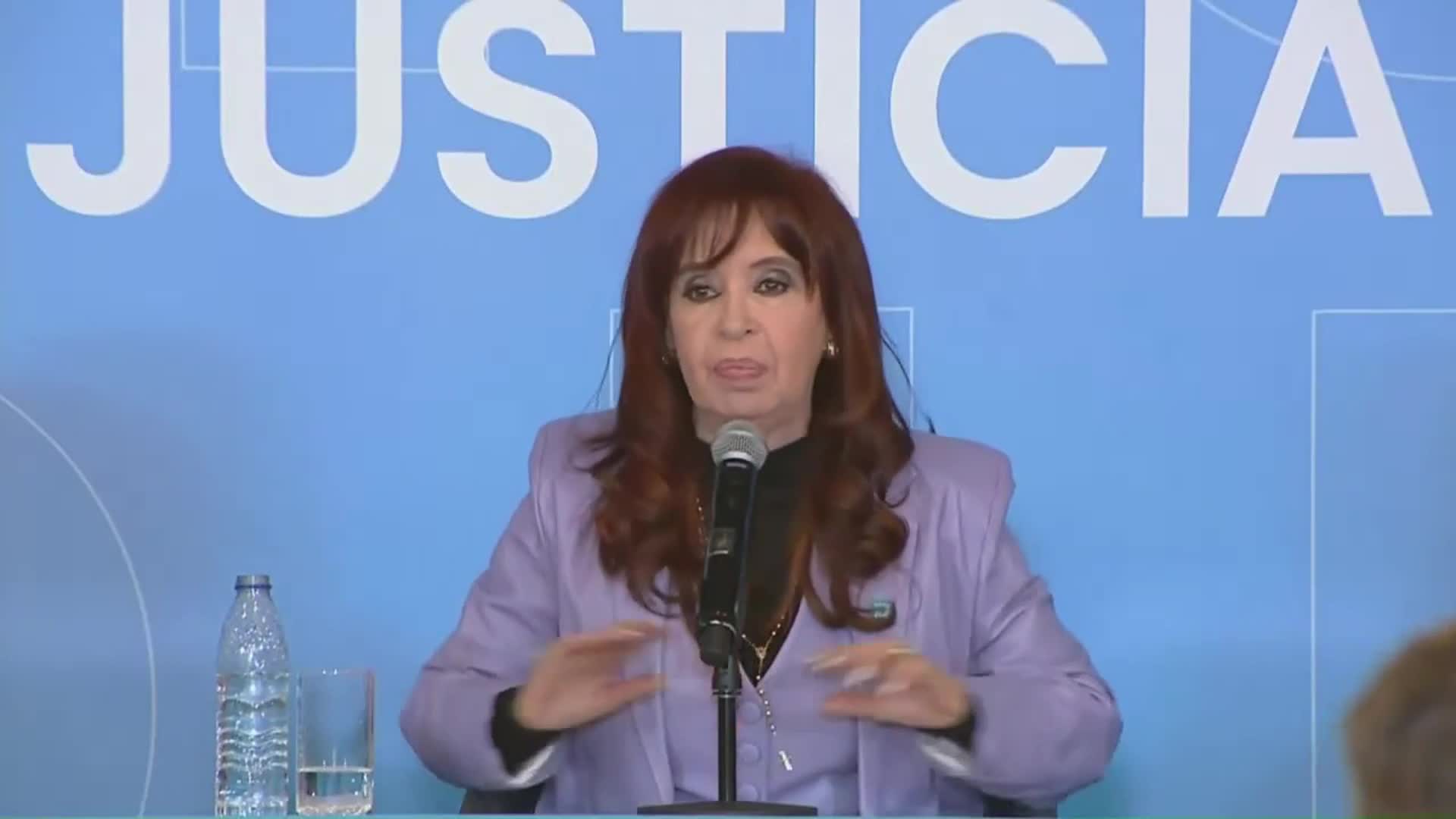 Acto Cristina Fernández de Kirchner antes del pronunciamiento de la Corte. 
