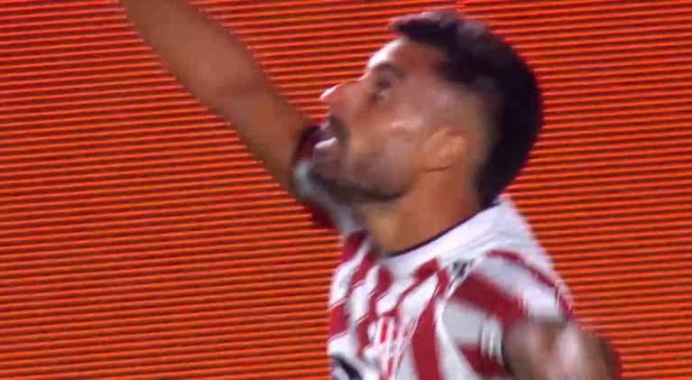 El golazo de Diego Sosa y el 1 a 0 de Instituto ante San Lorenzo