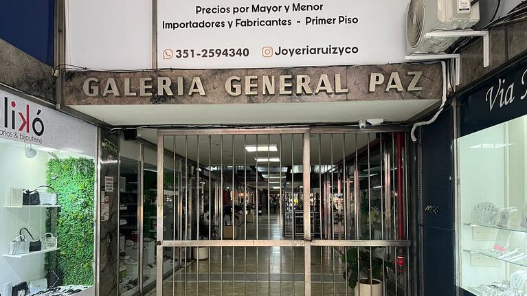Comercios del centro, los más afectados por el paro general