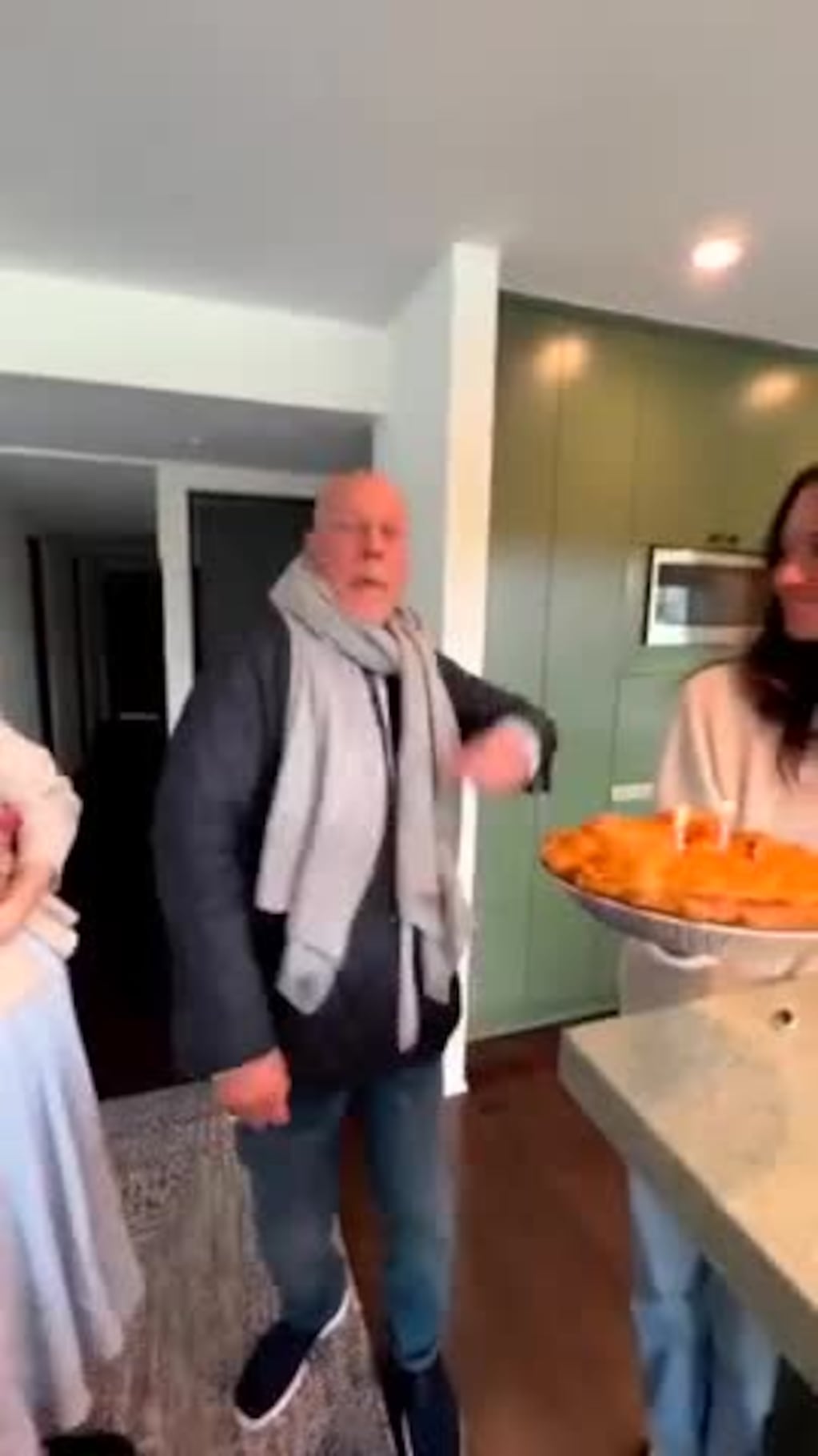 El festejo de cumpleaños de Bruce Willis