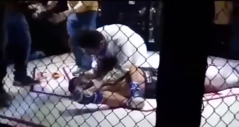 Nocaut y muerte en una pelea de MMA