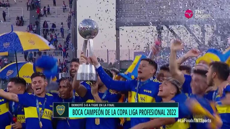 Rojo e Izquierdoz levantaron la Copa