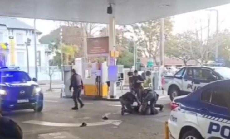 Las imágenes que filmó un testigo desde la estación de servicio de Villa Cabrera