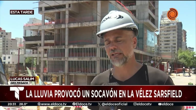 La constructora, sobre el socavón en avenida Vélez Sársfield