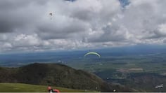 Turista turca cayó al vacío luego de saltar en parapente en Roldanillo, Colombia. 