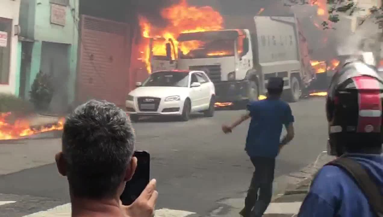 Avioneta cayó en una zona residencial de San Pablo