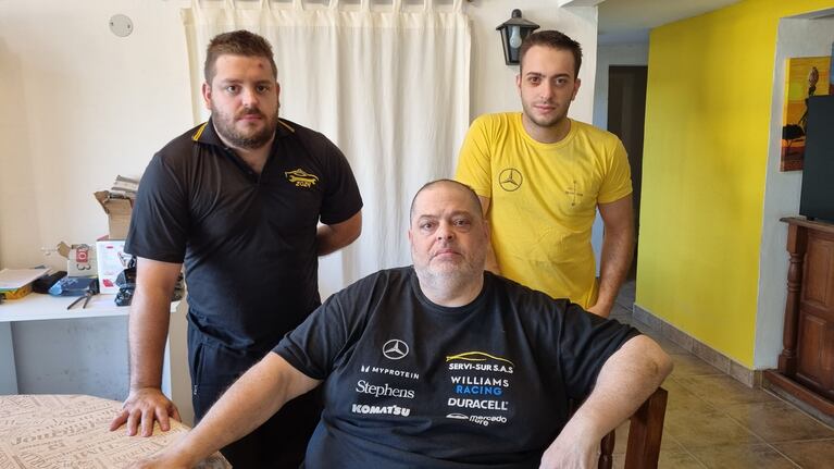 Los golpearon brutalmente para robarles en su casa