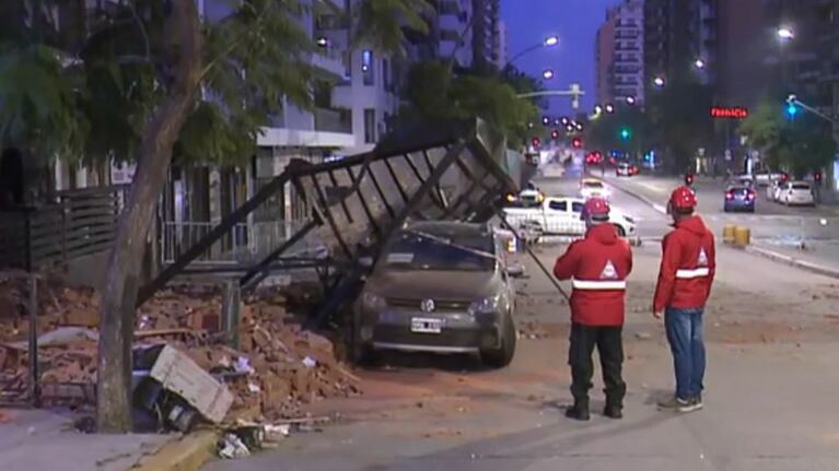 Empezaron las tareas para demoler parte del edificio de la tragedia en Bv. San Juan