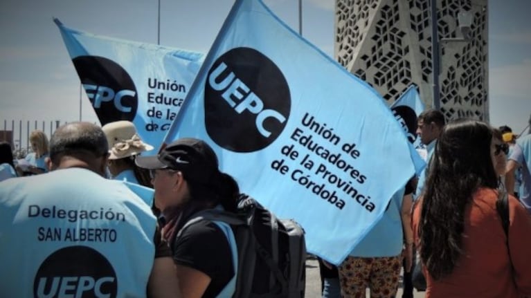 Primer día de paro docente en Córdoba: el acatamiento y la postura de la Provincia