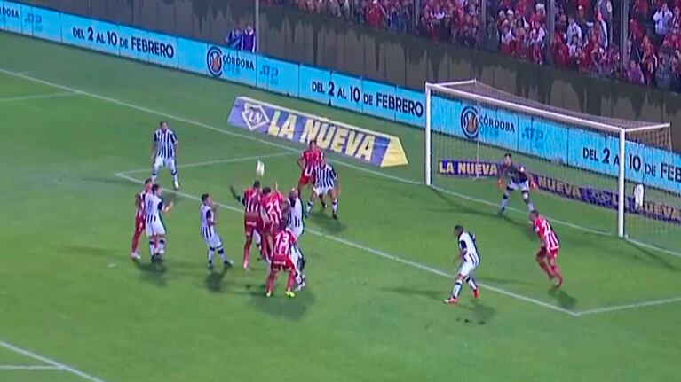 San Martín de Tucumán pegó primero ante Talleres