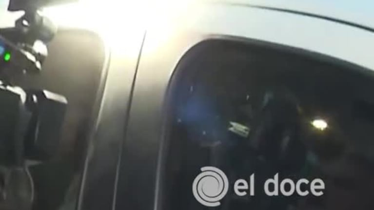 Primeras tres personas que se llevaron detenidas de la casa donde vive el detenido