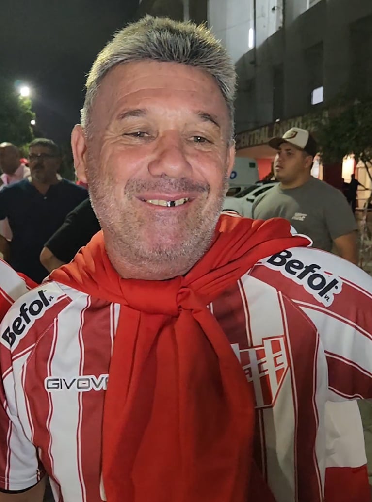 La chicana de los hinchas de Instituto a Belgrano y Talleres