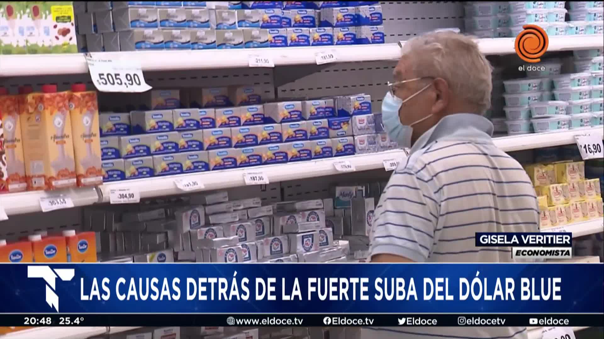 El dólar blue sin techo: subió 7 pesos en un día y alcanzó los 212