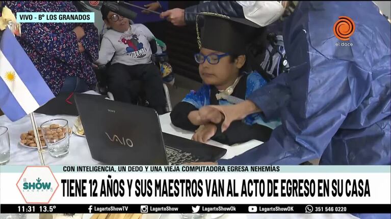Nehemías, el nene que solo puede mover un dedo, se egresó y conmovió al Lagarto Guizzardi