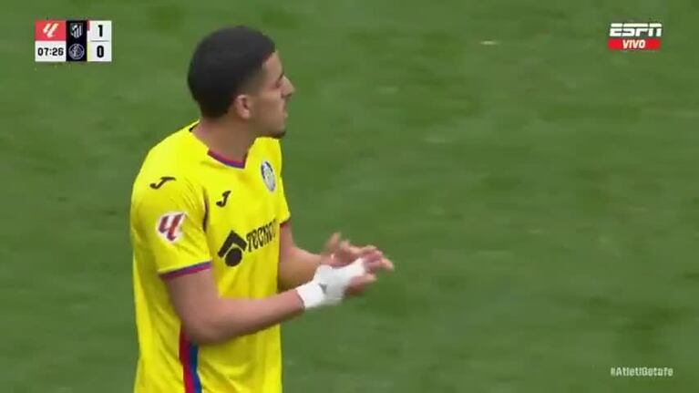 El golazo de Nahuel Molina